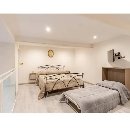 Lejlighed House Vincenza *